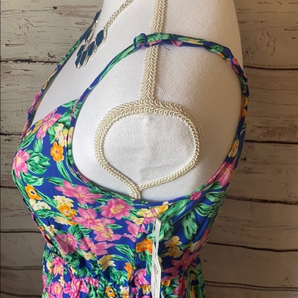 NWT GO COCO Small Hawaii Floral Vneck Jumpsuit - Picture 5 of 13